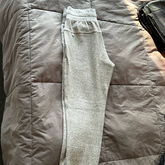 Lululemon bubble jogger - Picture 3 of 6